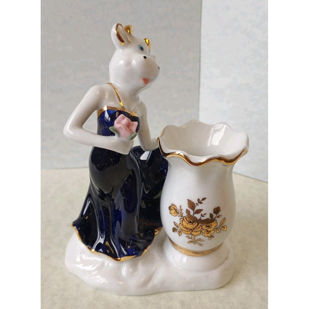 Quirky Anthropomorphic Girl Cow‎ Mini Vase Ceramic Weird Bougie Fancy Eccentric